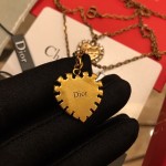 Dior jadior heart rhinestone clavicle chain