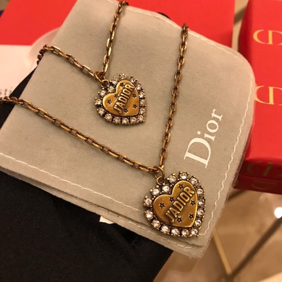 Dior jadior heart rhinestone clavicle chain