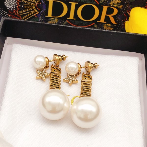 Dior JADIOR Size Pearl Star Stud Earrings