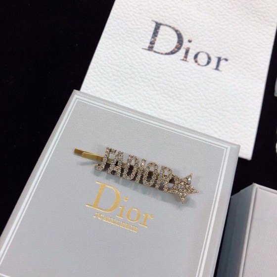 Dior CD brooch