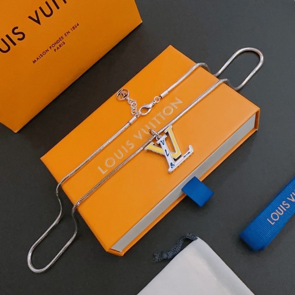 Louis Vuitton Rockabilly punk thai silver vintage silver necklace for couples with 60cm adjustable length