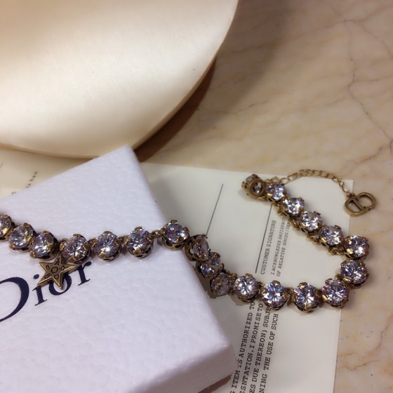 Dior necklace