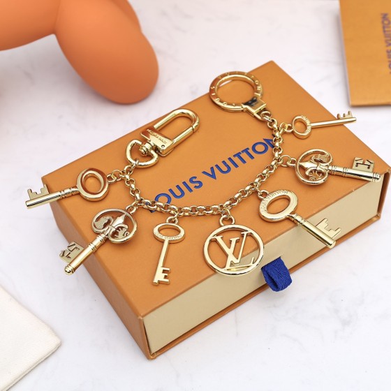 Louis Vuitton Lv Keychain Chain bag accessory