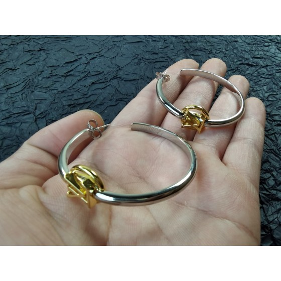 Louis Vuitton LV Cut-out earrings