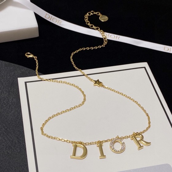 Dior necklace