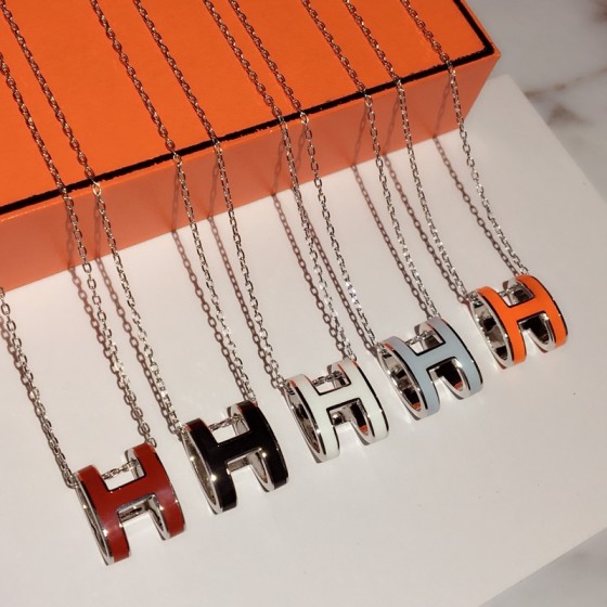 Hermes necklace