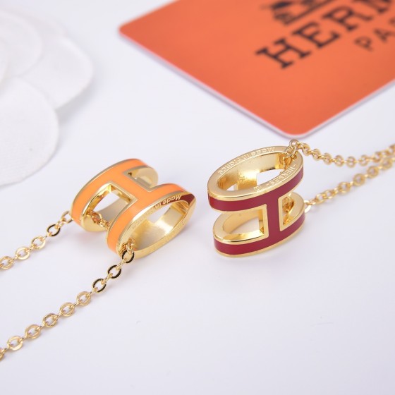Hermes necklace