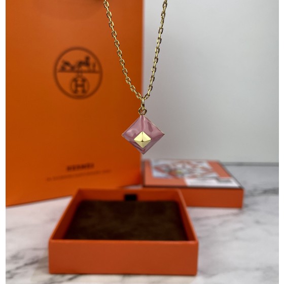 Hermes necklace