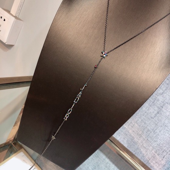 Dior necklace