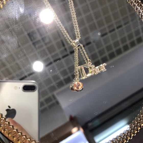 Dior necklace