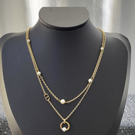 Dior necklace