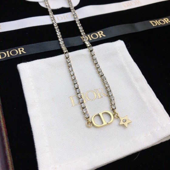 Dior necklace