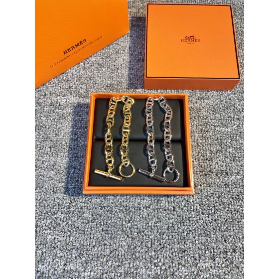 Hermes necklace