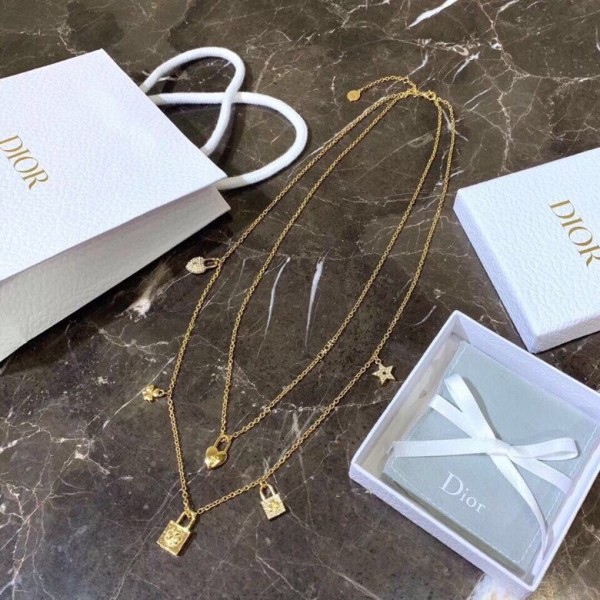 Dior necklace