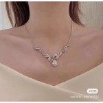 Dior necklace