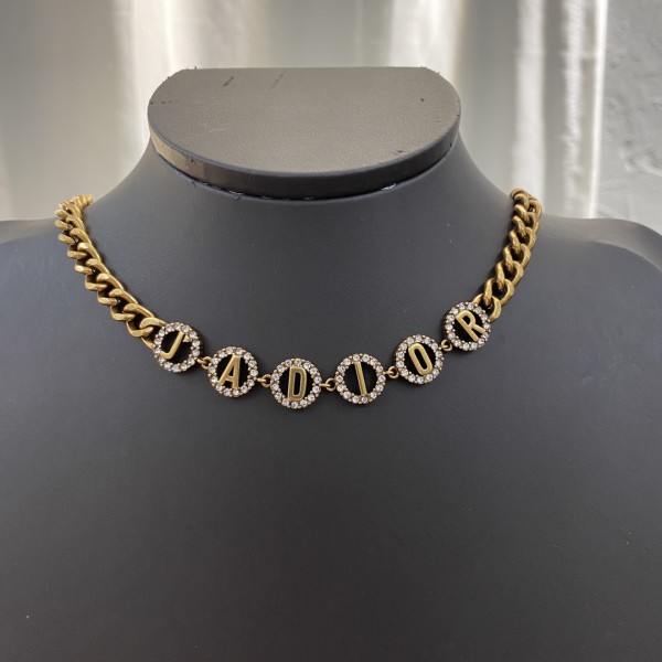 Dior necklace