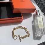Hermes necklace