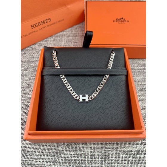Hermes necklace