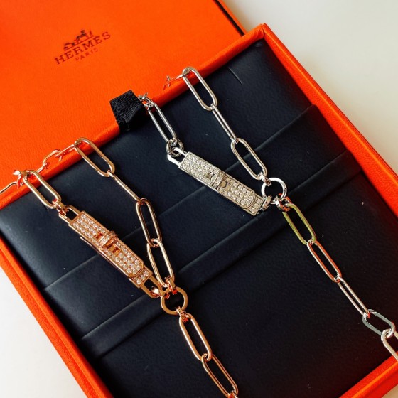 Hermes necklace