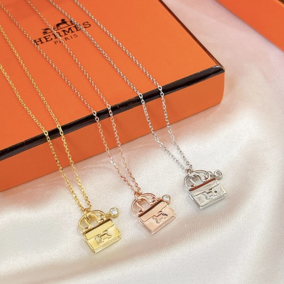 Hermes necklace