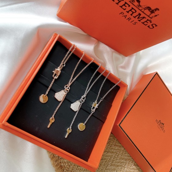 Hermes necklace