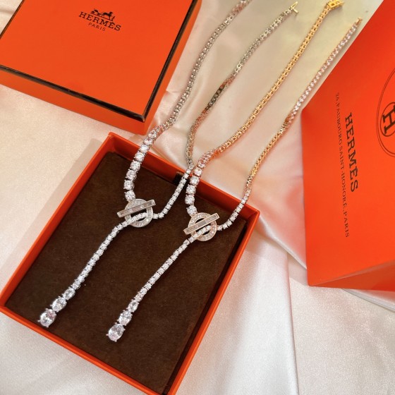 Hermes necklace