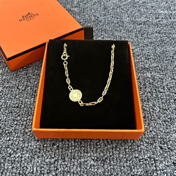 Hermes necklace