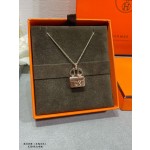 Hermes necklace