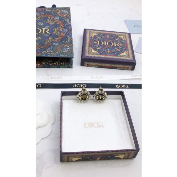 Dior earrings