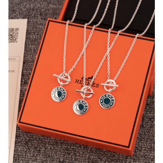 Hermes necklace