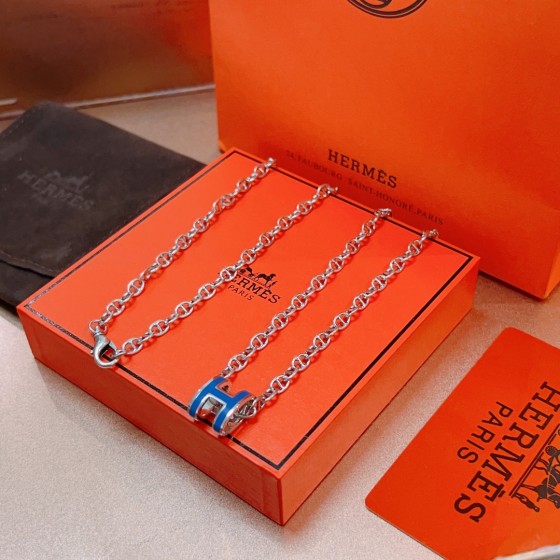Hermes necklace