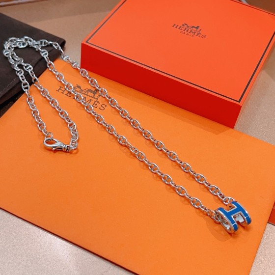 Hermes necklace