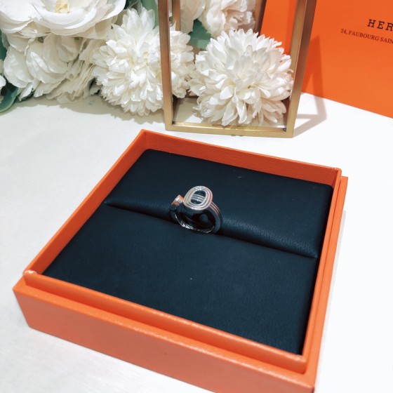 Hermes Rings