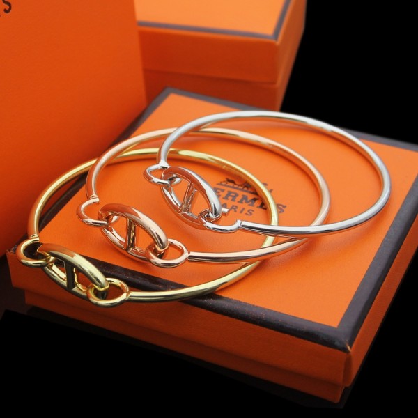 Hermes bracelet