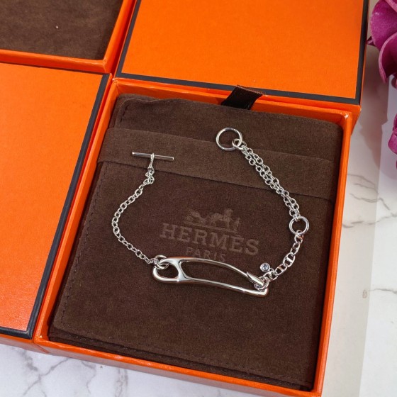 Hermes bracelet