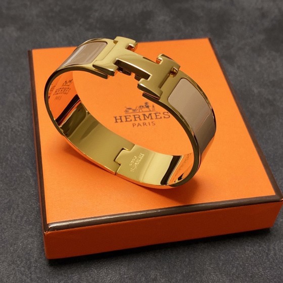 Hermes bracelet