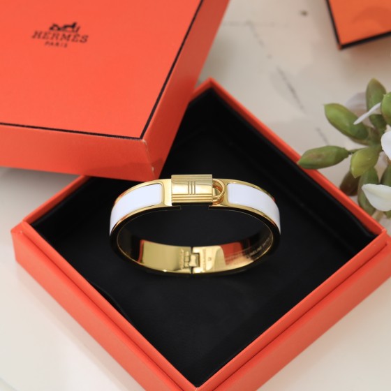 Hermes bracelet