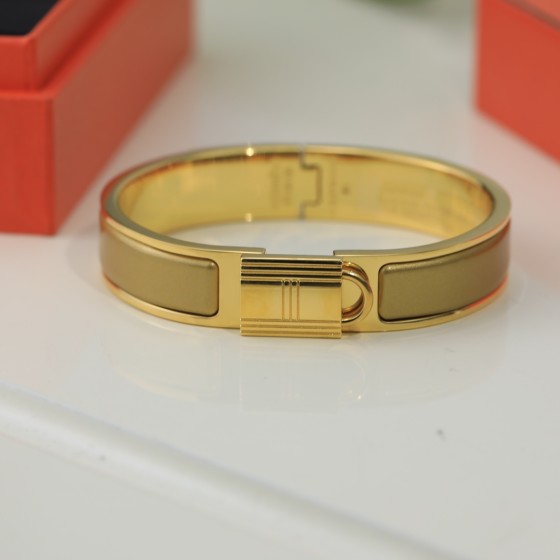 Hermes bracelet