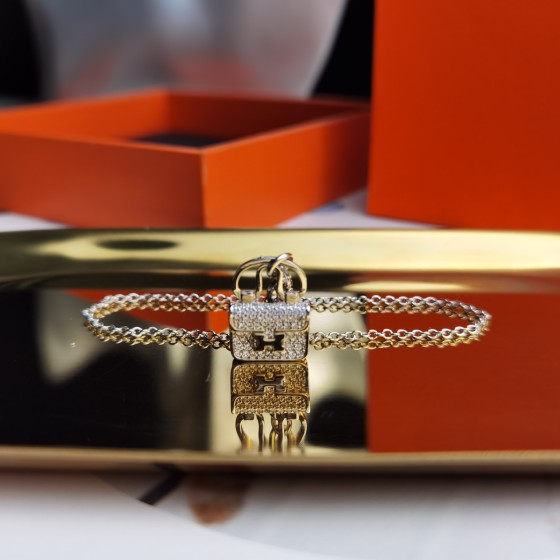 Hermes bracelet