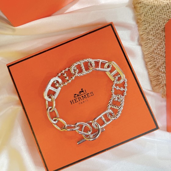 Hermes bracelet