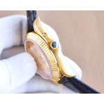 Rolex . The bezel adopts 48 Slovak diamonds