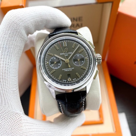 Breitling-Premier B01 Chronograph screw-in steel, transparent sapphire