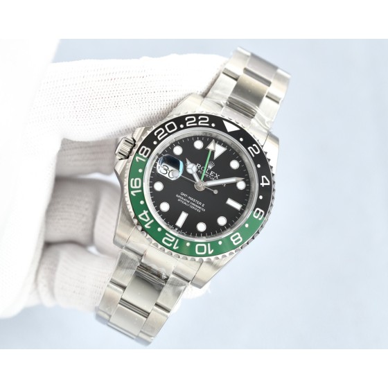 Rolex Greenwich-Master GMT V4 Black and Green Ceramic Bezel