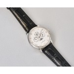 Blancpain - This functional watch comes from the classic Blancpain collection