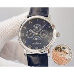 Blancpain - This functional watch comes from the classic Blancpain collection