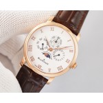 Blancpain - This functional watch comes from the classic Blancpain collection