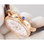 Blancpain - This functional watch comes from the classic Blancpain collection