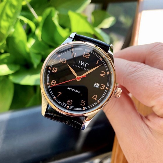 IWC- Pilot's Watches Entry-level luxury watches with automatic mechanical movements