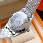 IWC- Pilot's Watch Mark XVIII Heritage with automatic mechanism imported from Asia