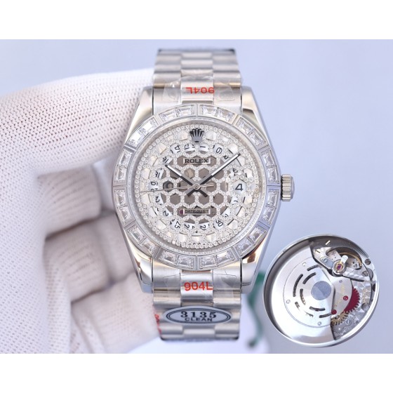 Rolex is equipped with a fully automatic 3135 imported mechanical movement